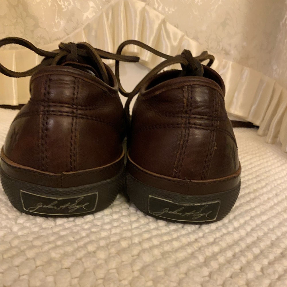 FRYE - Picture 6 of 9